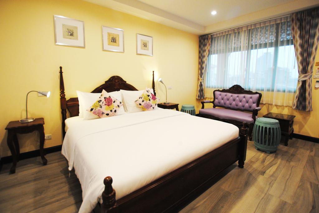 Focal Local Bed & Breakfast Bangkok Exterior foto